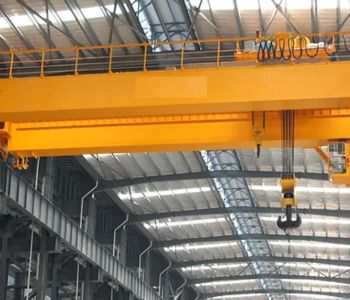 heavy duty crane